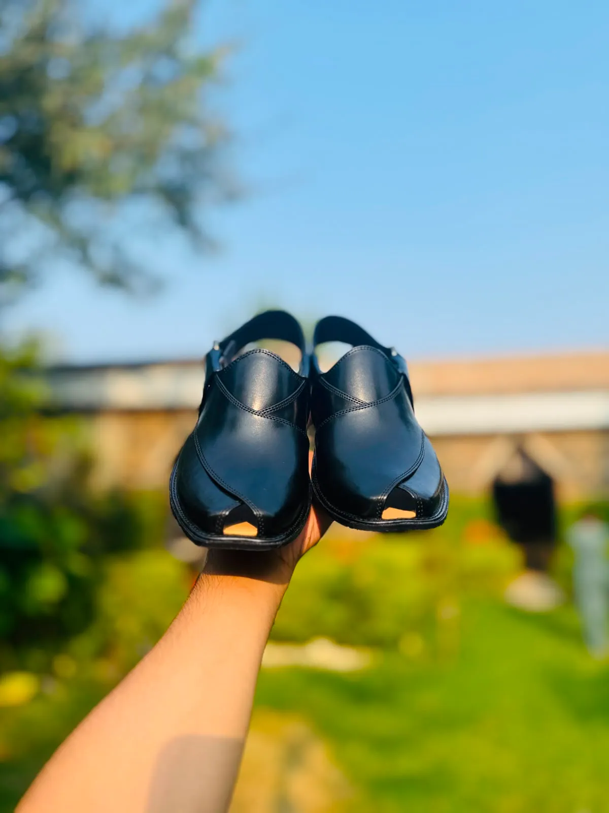Sardar Peshawari chappal in Black